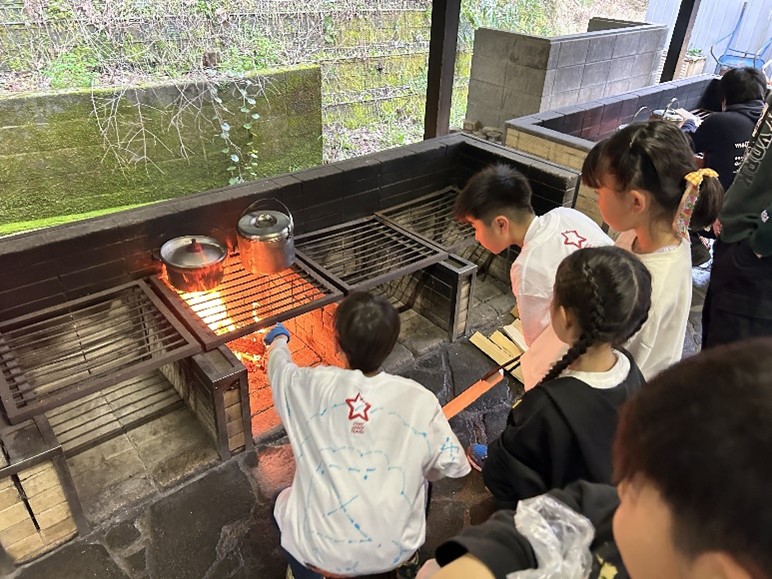 一般社団法人子ども基地局.jpg