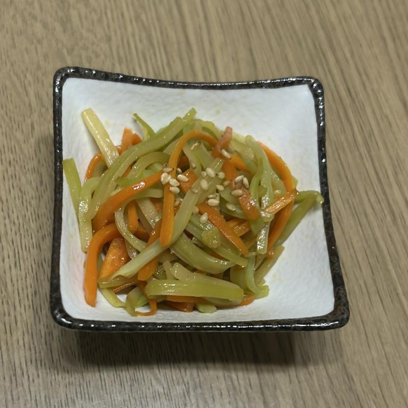 ブロッコリー茎のスティックきんぴら