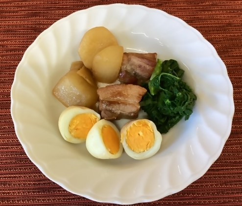 豚の角煮青菜添え