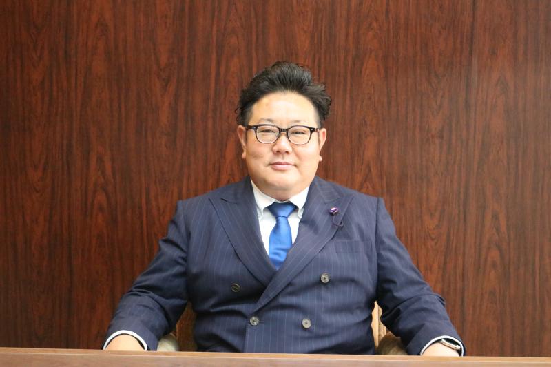 末若議長（令和7年議長就任あいさつ掲載時）